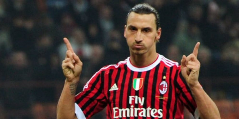 Zlatan Ibrahimovic Resmi Kembali ke AC Milan