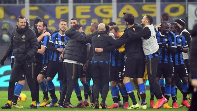 Inter Tumbangkan Milan 4-2, Bukti Konsistensi Nerazzurri Musim Ini