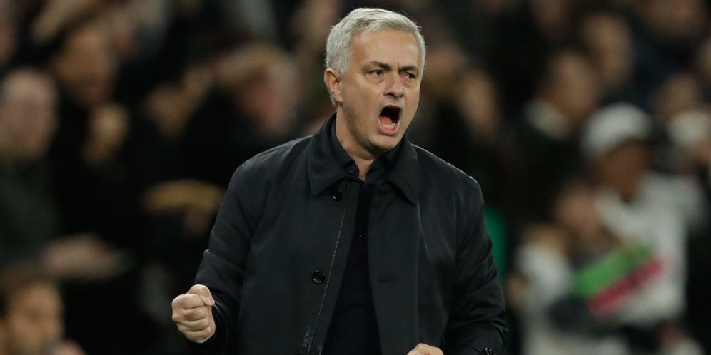 Jose Mourinho, 2 Kekalahan Beruntun dan 2 Alasan yang Sama