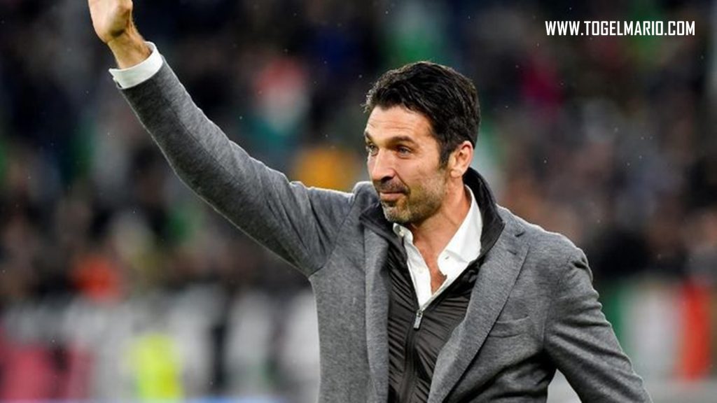 Presiden Juventus Belum Siap Kehilangan Buffon