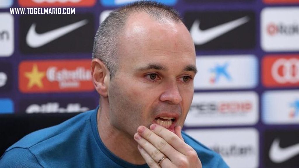 Mau Jadi Pelatih Barcelona, Iniesta?