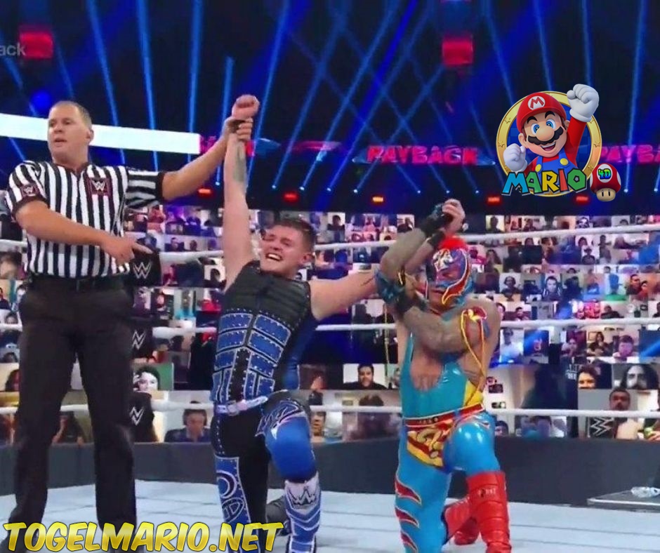 Masih Ingat Dengan Rey Mysterio ? Senin Malam Kemarin Berhasil Mencetak Rekor dalam dunia Gulat WWE