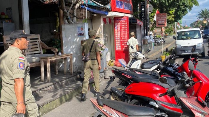 Viral WNA Diduga Mengamen di Pasar Tematik Ubud, Satpol PP Lakukan Penelusuran